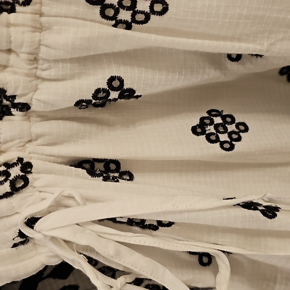 Anthropologie Black and White Long Sleeve Sundress - Picture 4 of 7